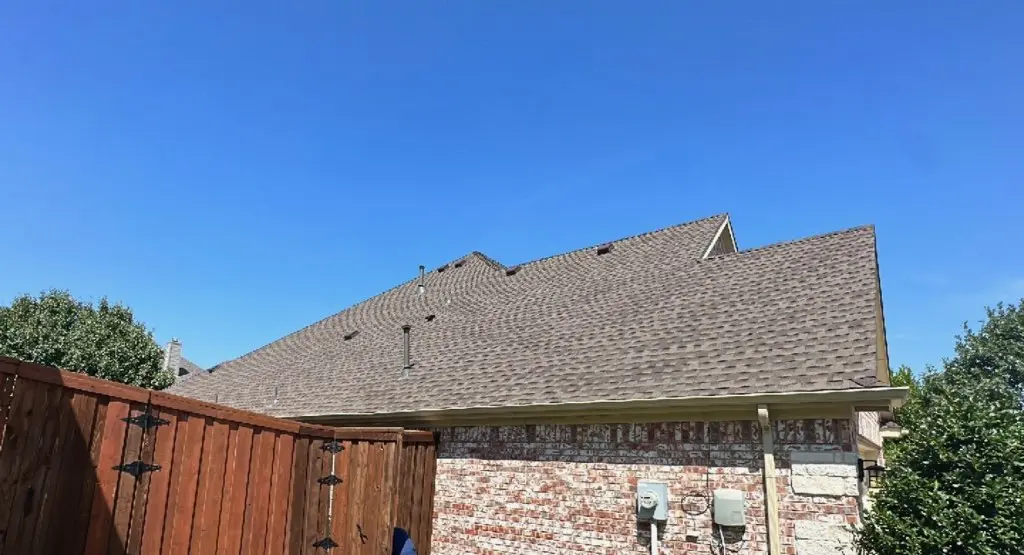 Completed roof replacement project in Eagle Pass